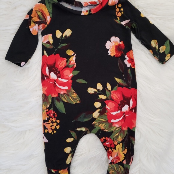 Rompers - Picture 5 of 6